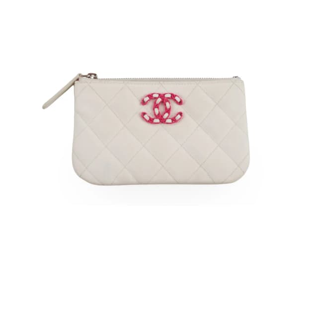 Chanel Caviar O Case White in White Caviar leather from The Purse Affair, photo 1 of 1