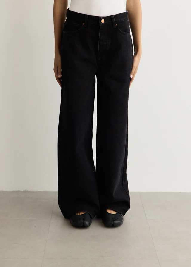 LARRIET Women's Wale Jeans in USED BLACK, image 1 of 1 from Incu