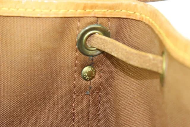 Louis Vuitton Monogram Petit Noe Drawstring Bucket Hobo in Canvas from Bagriculture, photo 1 of 1