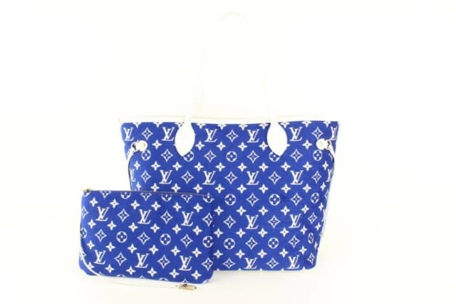 Louis Vuitton Blue Monogram Velvet Match Neverfull MM Tote with Pouch in Blue Velvet from Bagriculture, photo 1 of 1