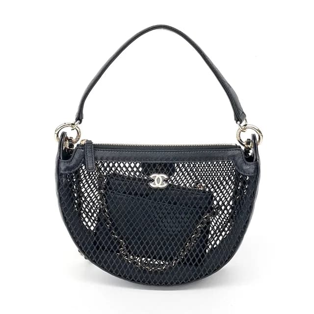 Chanel 샤넬 매쉬 숄더백 from GUGUS, photo 1 of 1