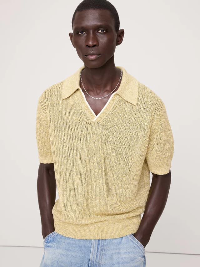 Banana Republic Linen-Cotton Johnny-Collar Sweater Polo in Willow Forest Green, image 1 of 1 from Banana Republic (Canada)