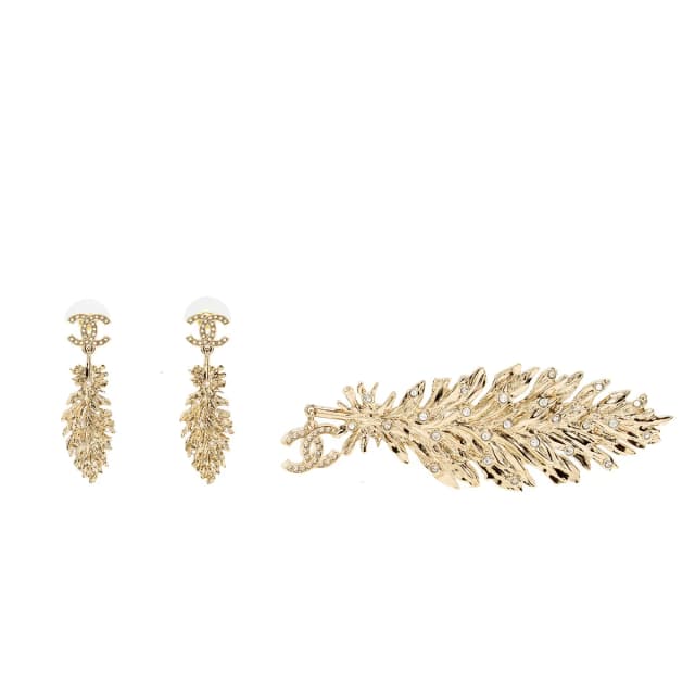 Chanel CC Feather Brooch And Earrings Crystal Gold Tone (Sell In Set) in Gold from EMIER, photo 1 of 1
