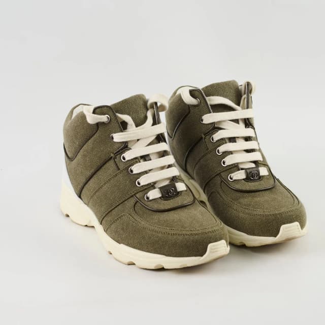 Chanel 17C Canvas Sneakers Green/White Size 37 in White Canvas from The Purse Affair, photo 1 of 1
