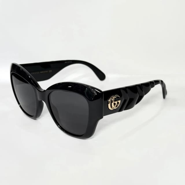 Gucci Sunglasses with Case in Black from Revivre Luxury Consignment, photo 1 of 1