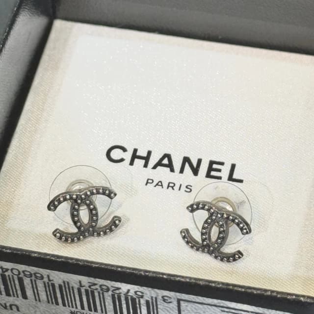 Chanel CC Beaded Logo Stud Earrings from Revivre Luxury Consignment, photo 1 of 1