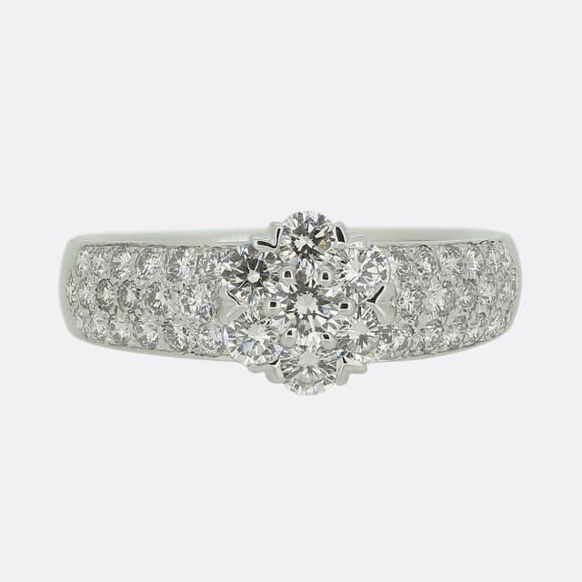 Van Cleef & Arpels Fleurette Diamond Ring from The Vintage Jeweller, photo 1 of 1