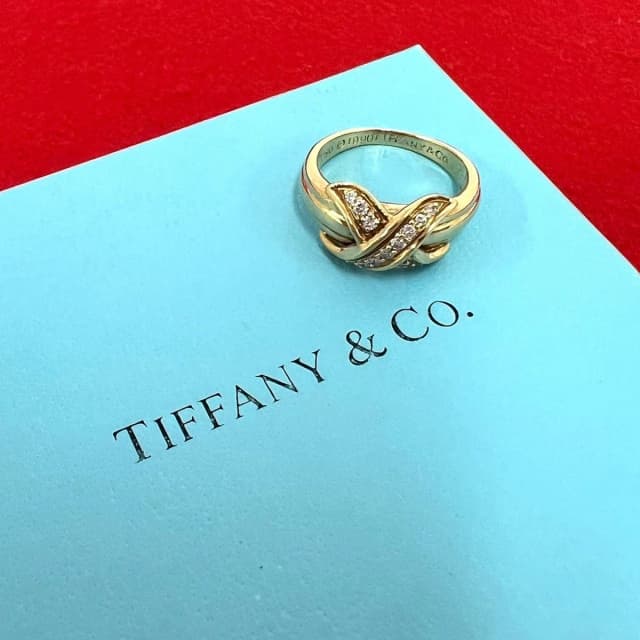 Tiffany & Co. Signature Ring 18k Yellow Gold 750 Diamond in Yellow from The Reluxe, photo 1 of 1