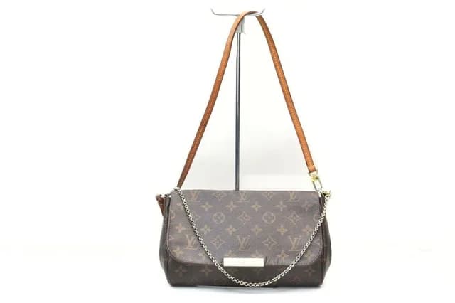 Louis Vuitton Monogram Favorite MM Crossbody Flap bag in Leather from Bagriculture, photo 1 of 1