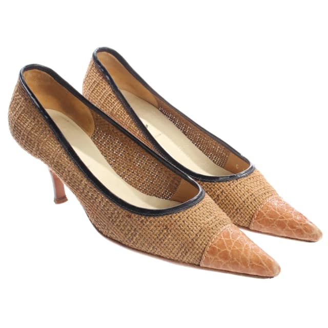 Prada Pumps EUR 38 Hellbraun in Braun from Buddy And Selly, photo 1 of 1