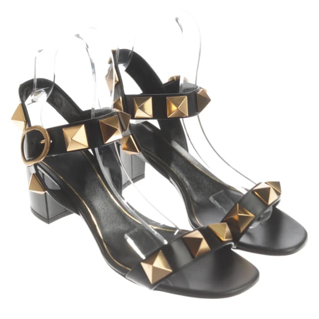 Valentino Garavani Roman Stud Sandaletten EUR 38 Schwarz in Schwarz from Buddy And Selly, photo 1 of 1