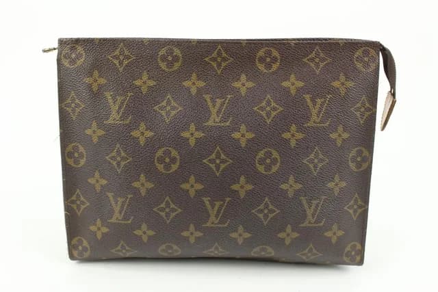 Louis Vuitton Discontinued Monogram Toiletry Pouch 26 Poche Toilette in Canvas from Bagriculture, photo 1 of 1