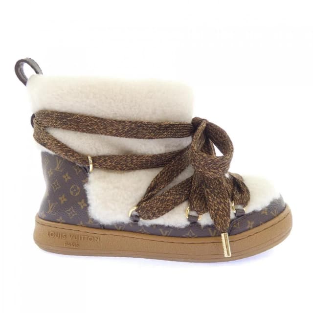 Ski LV Cloud Boots from The Reluxe, photo 1 of 1