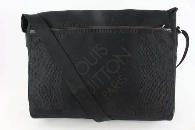 Louis Vuitton Black Damier Geant Messenger Crossbody Laptop Bag in Black Canvas from Bagriculture, photo 1 of 1