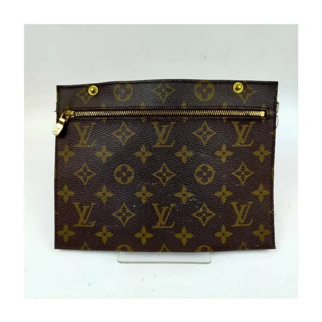 Louis Vuitton Monogram Randonnee Pouch Cosmetic Case Make Up Clutch from Bagriculture, photo 1 of 1