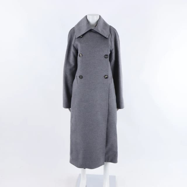 Loewe 로에베 코트 from GUGUS, photo 1 of 1