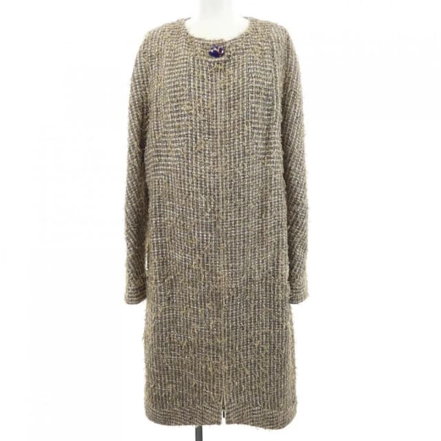 Chanel Size 42 Beige Coat in Beige from The Reluxe, photo 1 of 1