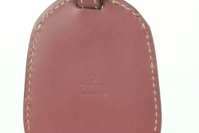 Gucci Mauve Clochette Luggage Tag from Reversible Supreme GG Tote in Leather from Bagriculture, photo 1 of 1
