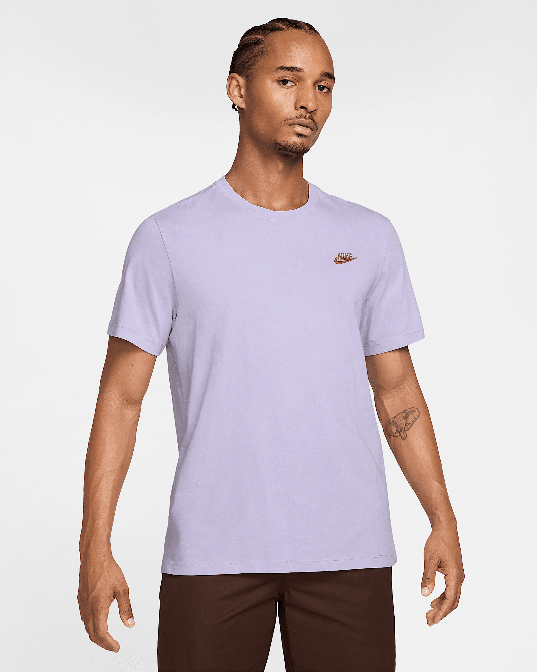Nike Sportswear in Hydrangeas, image 1 of 1 from Nike