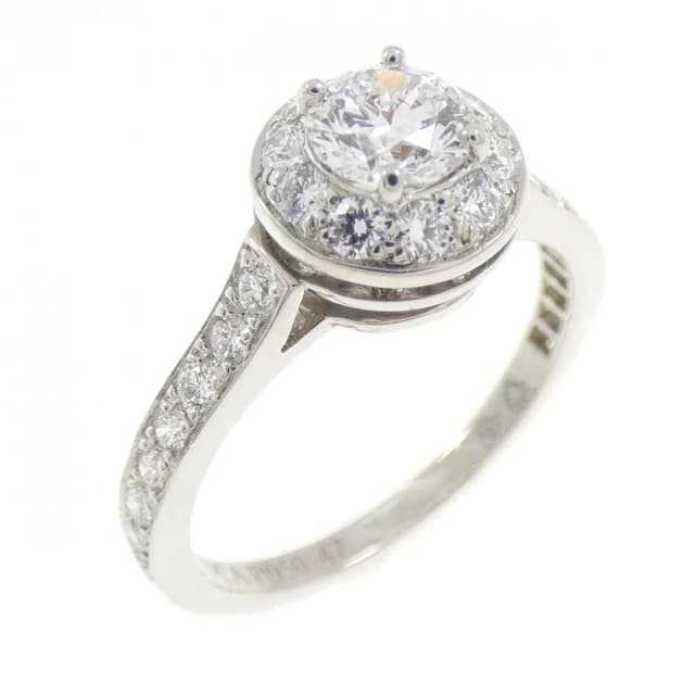 Van Cleef & Arpels Icone Ring from The Reluxe, photo 1 of 1
