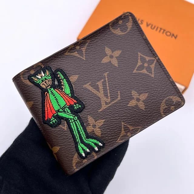 Louis Vuitton Lens Portefeuille Slender NM Bifold Wallet from The Reluxe, photo 1 of 1