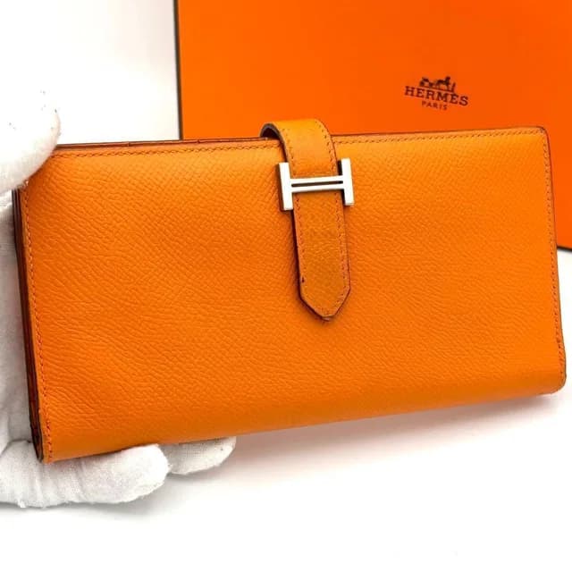 Hermès Bifold Wallet Bearn Soufflet Veau Epsom Orange in Orange Epsom leather from The Reluxe, photo 1 of 1