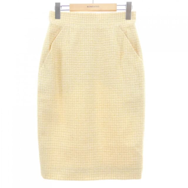 Chanel 09c Skirt Yellow in Yellow from The Reluxe, photo 1 of 1
