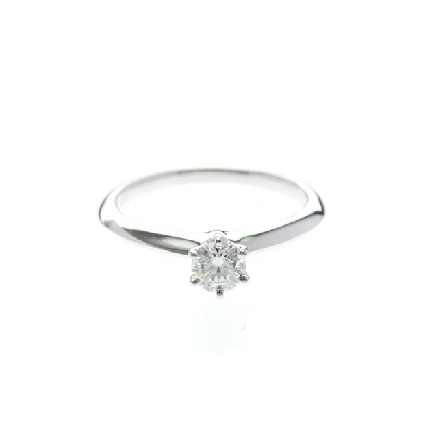 Tiffany & Co. Solitaire Diamond Ring 0.31 ct Platinum in Silver Platinum from Elady, photo 1 of 1