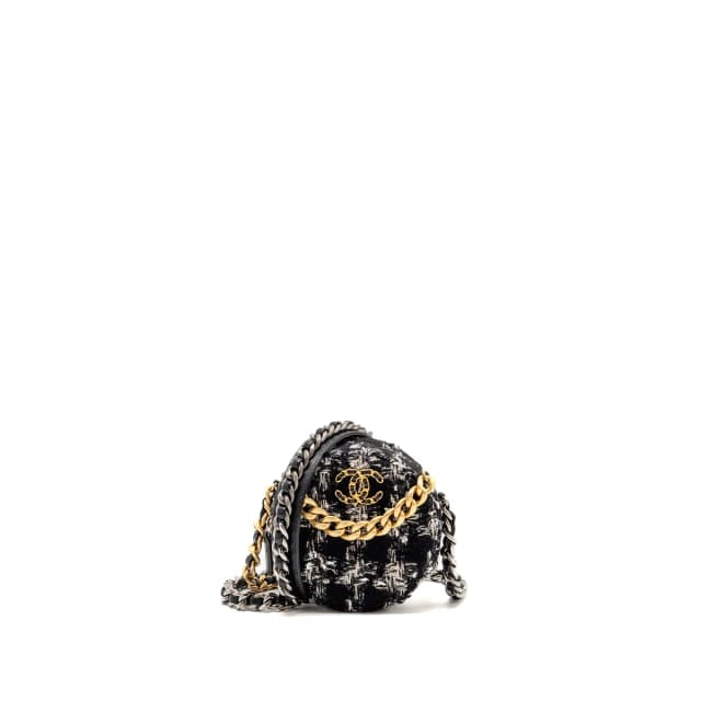 Chanel 19 round clutch in Tweed from EMIER, photo 1 of 1