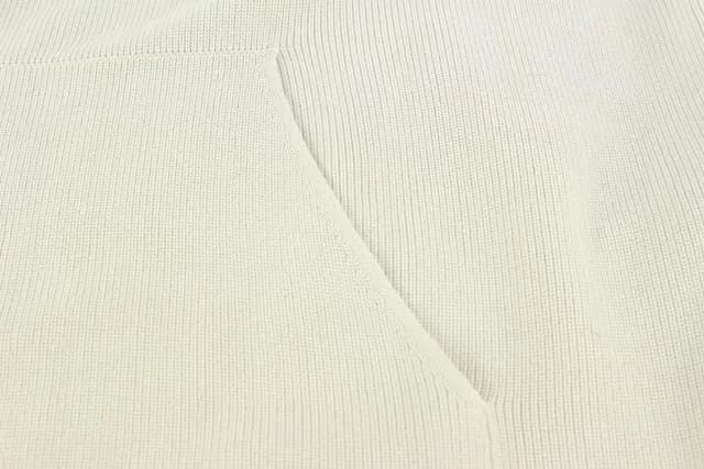 Men XL Cream Cable Knit Jumbo LV Logo Initial Sweater Pull Over in White from Bagriculture, photo 1 of 1