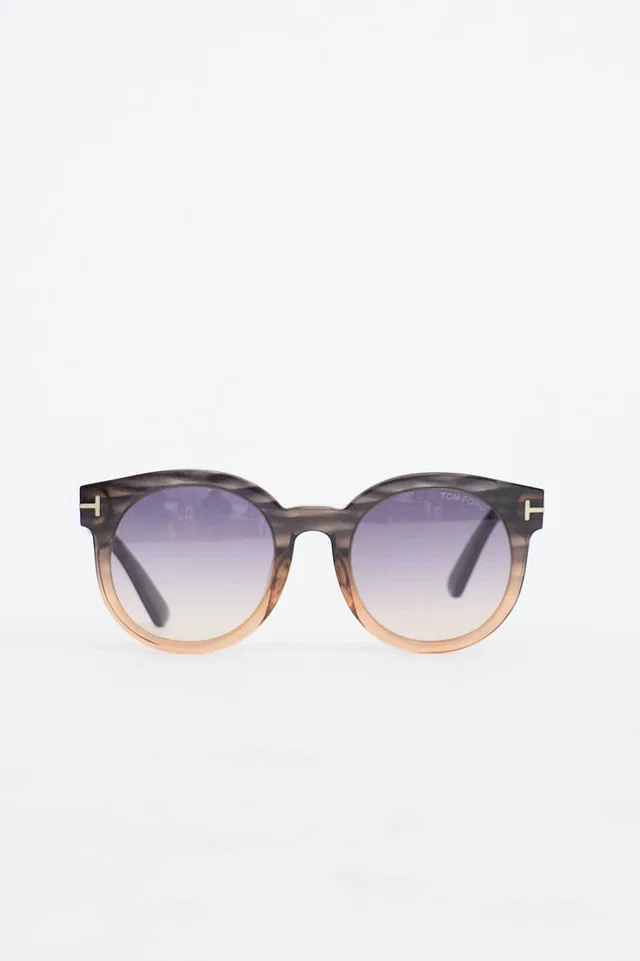 Tom Ford Janina TF435 20B Sunglasses from VSP Consignment, photo 1 of 1