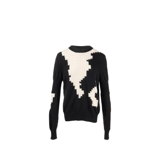 Chanel Size 42 16A Sweater Cashmere Black/White in Black Cashmere from EMIER, photo 1 of 1