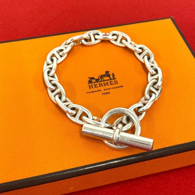Hermès Chaine D'ancre MM 19 Links Bracelet Cursive Logo 925 Sterling Silver in Silver from The Reluxe, photo 1 of 1