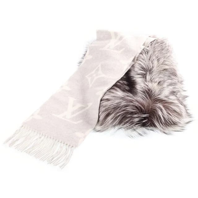 Louis Vuitton Echarpe Reykjavik Cashmere Monogram Scarf Gripe Loulou Gray in Grey Cashmere from The Reluxe, photo 1 of 1