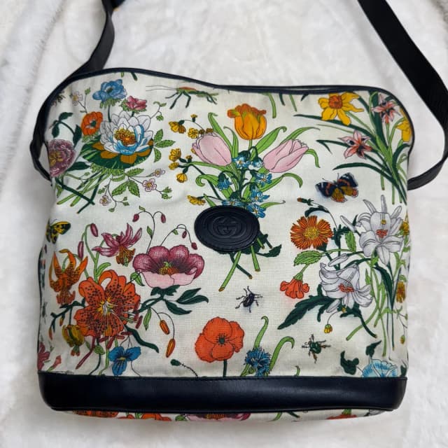 Gucci Floral Canvas Shoulder Bag in Canvas from SparklesnDreams, photo 1 of 1