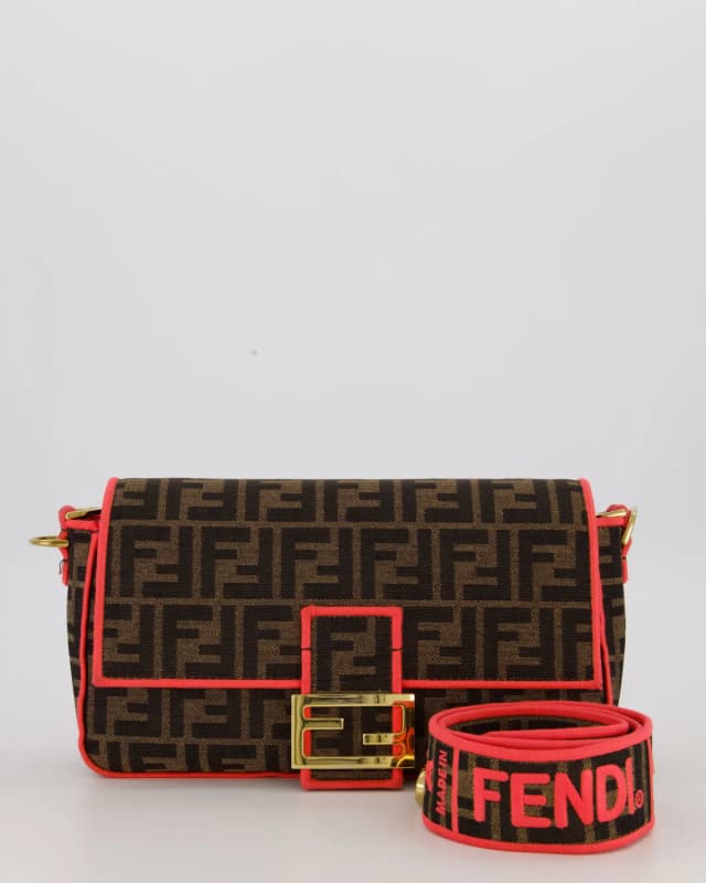 Fendi Brown Zucca Monogram Medium Baguette Bag in Brown Canvas from Sellier, photo 1 of 1