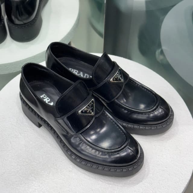 Prada Patent Loafers Sz 38 in Black Patent leather from Revivre Luxury Consignment, photo 1 of 1