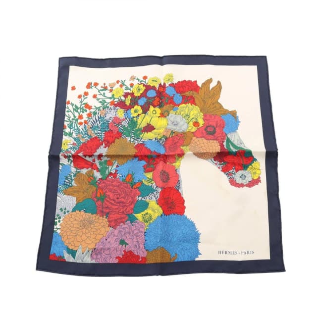 Hermès Scarf Petit Carre 45 Robe Legere Silk in Silk from The Reluxe, photo 1 of 1