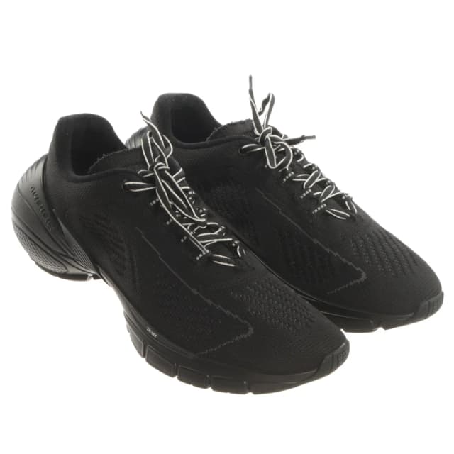 Givenchy Sneaker EUR 45 Schwarz in Schwarz from Buddy And Selly, photo 1 of 1