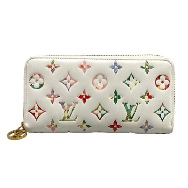 Louis Vuitton Wallet Cousin Zippy Blanc Leather in White Leather from The Reluxe, photo 1 of 1