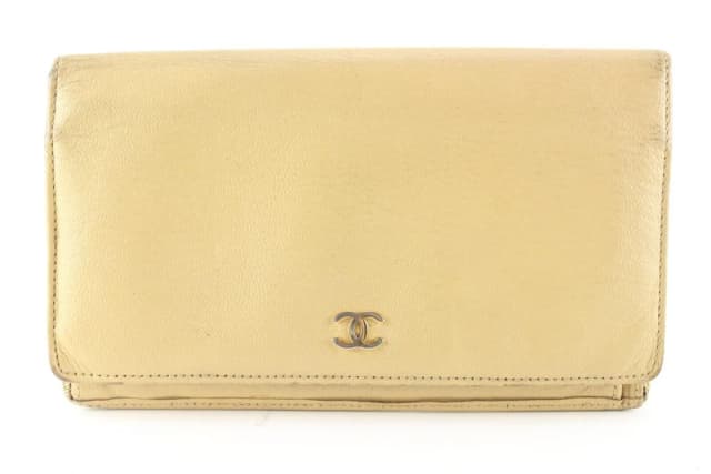 Chanel Beige CC Long Bifold Flap Wallet in Beige from Bagriculture, photo 1 of 1