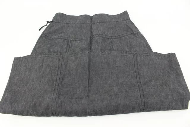 Louis Vuitton US Size 10 Denim Skirt in Denim from Bagriculture, photo 1 of 1