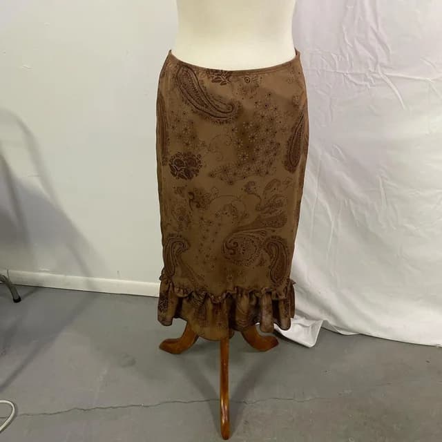 FRED Women's Skirt - Brown/Tan - 8 in red|brown|neutral from Depop, photo 1 of 1