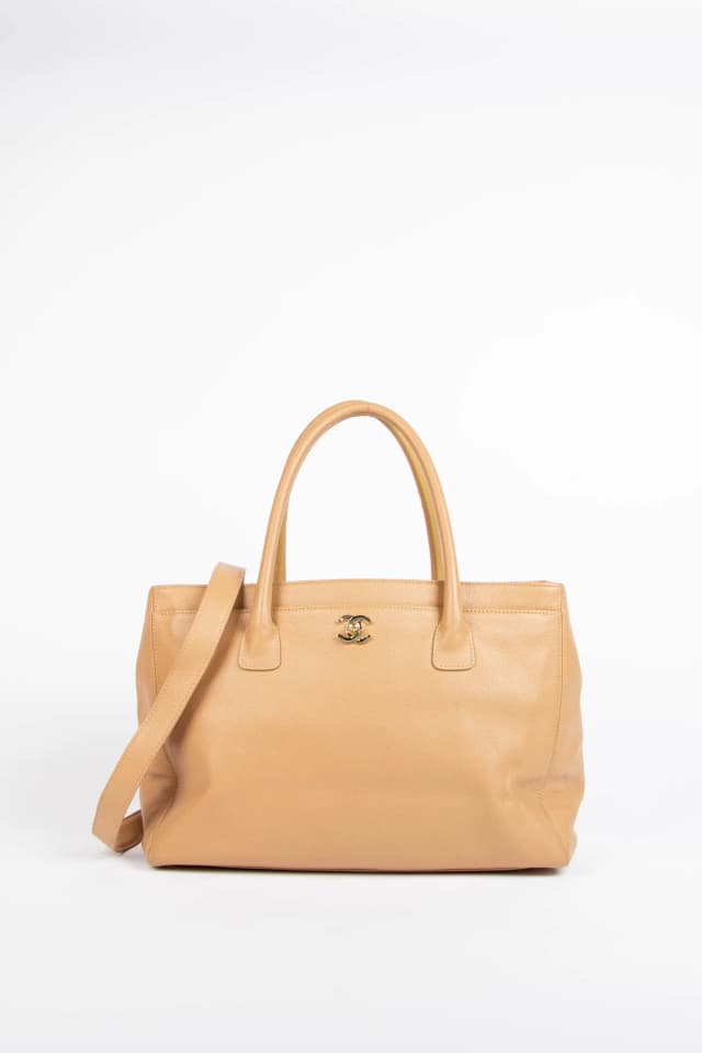 2000s Chanel Beige Grained Leather Cerf Executive Shopper Tote Bag in Beige Caviar leather from Break Archive, photo 1 of 1