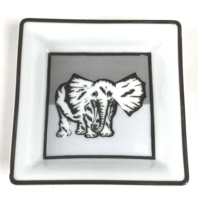 Hermès Ashtray Logo Elephant Hommage L Afrique Glass White in White from The Reluxe, photo 1 of 1