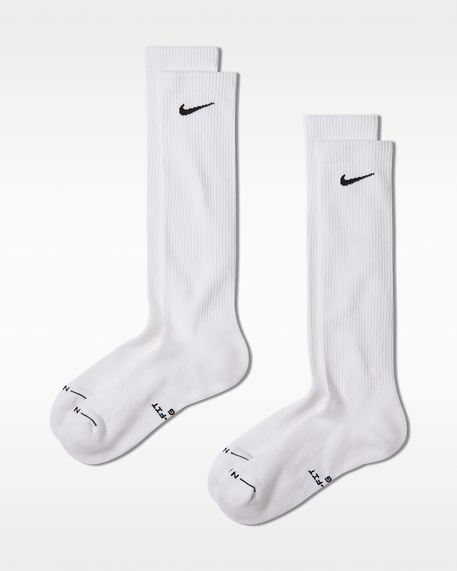 Nike Everyday Elevated in White/Black, image 1 of 1 from Nike