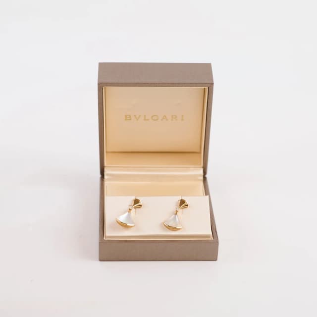 Bvlgari Divas' Dream Earrings Mother of Pearl from The Purse Affair, photo 1 of 1