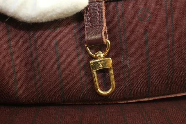 Louis Vuitton Burgundy Monogram Mini Lin Idylle Neverfull MM Tote in Burgundy Canvas from Bagriculture, photo 1 of 1