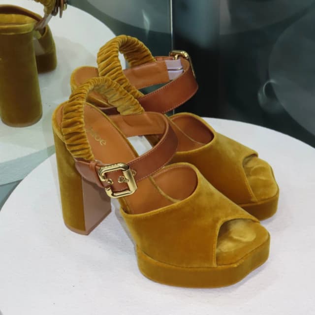 Chloé Aria Velvet Platform Sz 38 - Gold Ochre in Gold Velvet from Revivre Luxury Consignment, photo 1 of 1