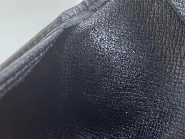 Louis Vuitton Black Epi Noir Long Bifold Card Wallet Brazza in Black from Bagriculture, photo 1 of 1